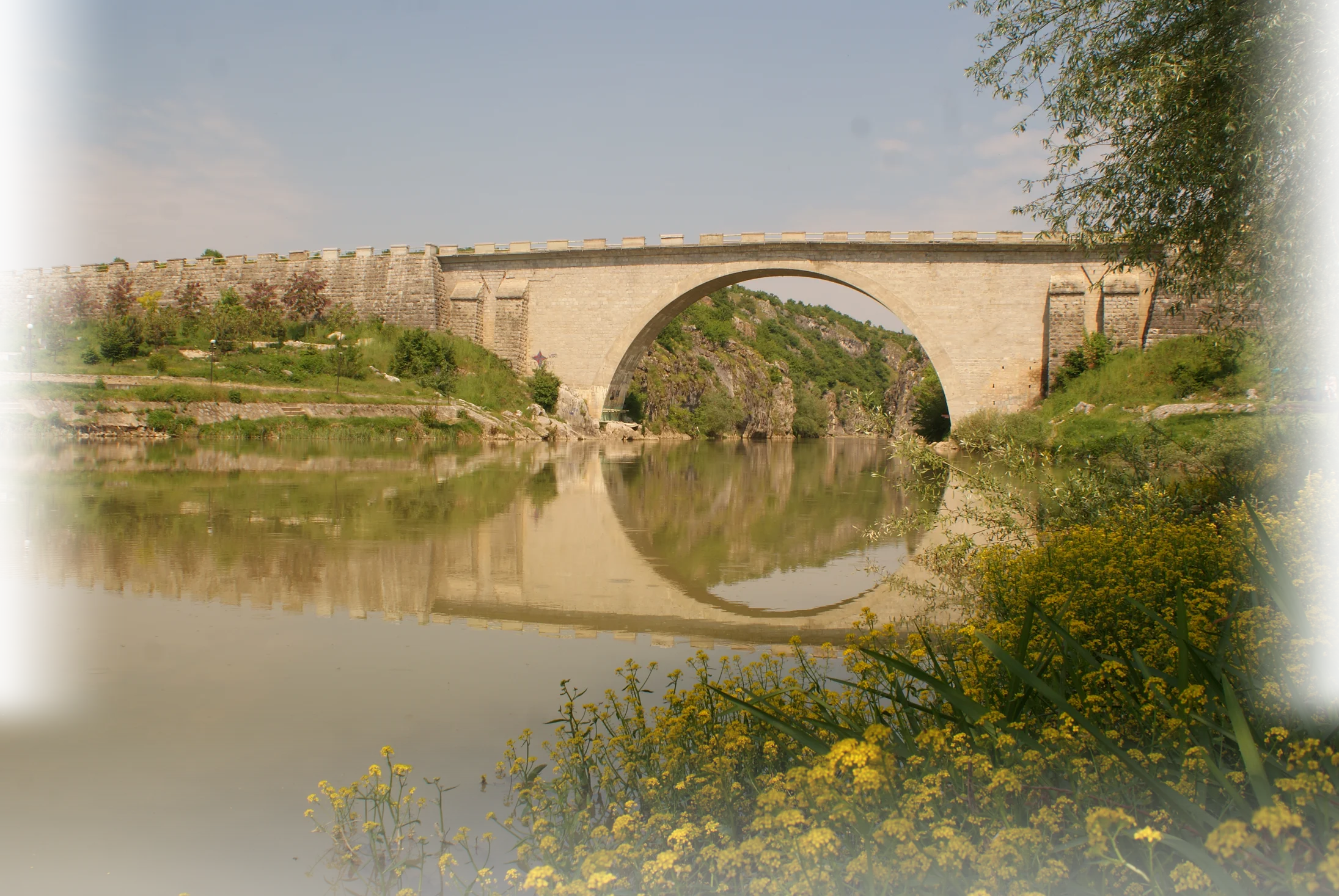 Ura e Fshajt stone arch